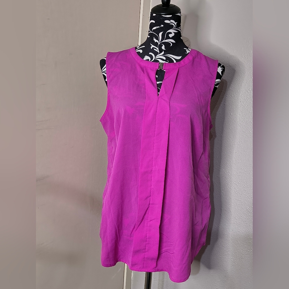 Attention Fuchsia Sleeveless Blouse